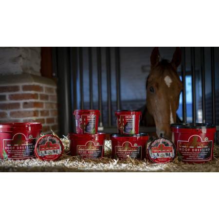 Produits Kevin Bacon's pour sabots posés sur de la paille