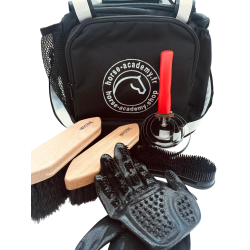 Zoom sur les brosses du set de pansage Ultra