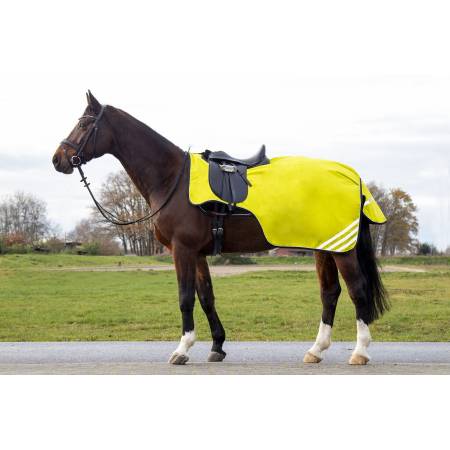 Couvre reins Reflective doublure polaire HKM jaune fluorescent sur un cheval