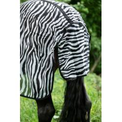Zoom sur le rabat queue de la chemise combo anti-mouches Zebra HKM sur un cheval