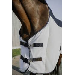 Zoom sur les fermetures avant de la chemise Flycool Equithème