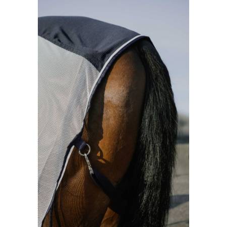 Zoom sur la sangle arrière de la chemise Flycool Equithème
