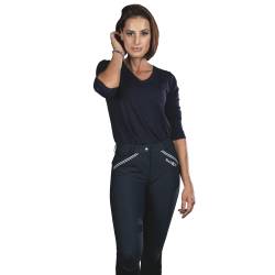 Pantalon d'équitation Cayenne fond silicone Flags&Cup porté par une femme de face