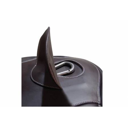 Sangle bavette cuir marron Flag&Cup  avec protection de mousqueton