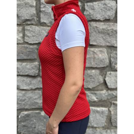 Gilet sans manche Rouge GPA porté vue de profil
